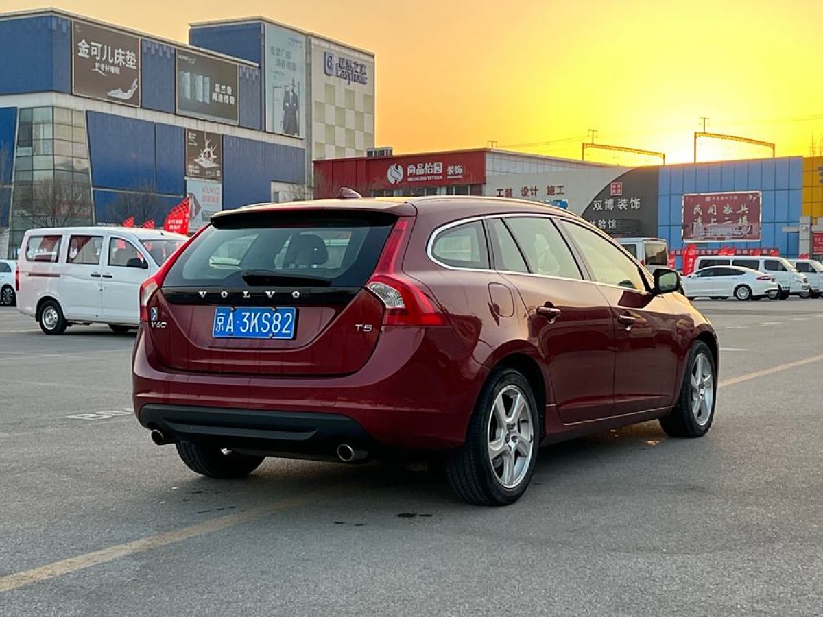 沃爾沃 V60  2013款 T5 智雅版圖片