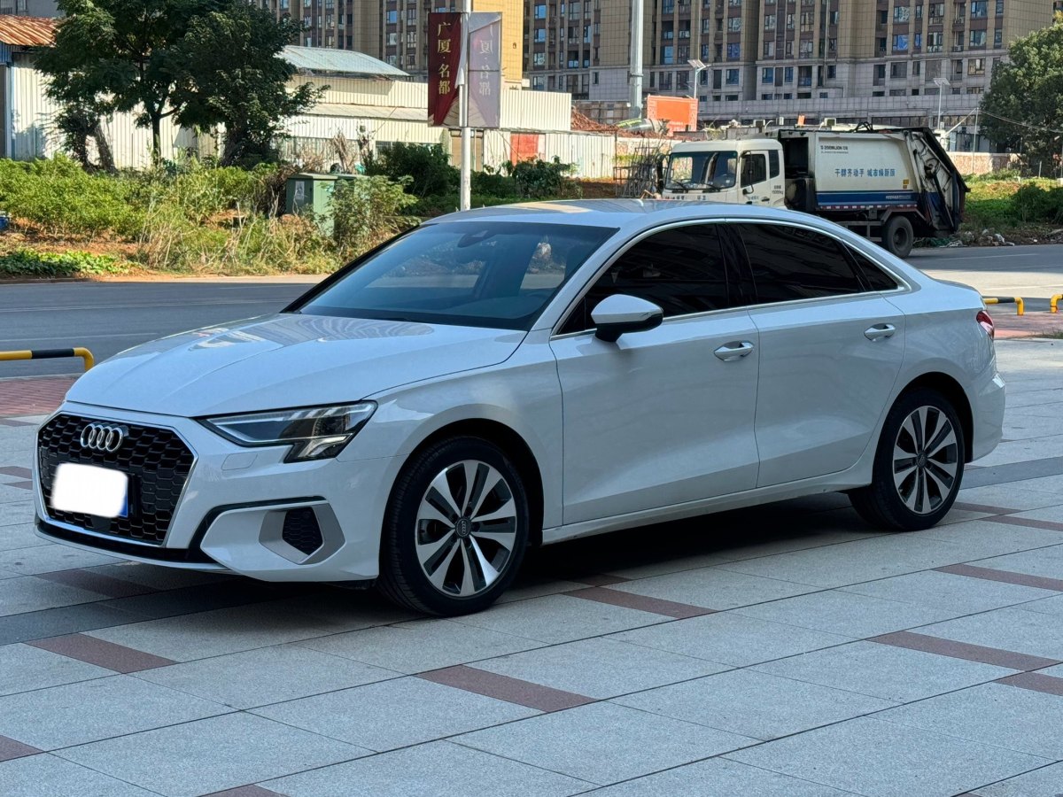 奧迪 奧迪A3  2021款 A3L Limousine 35 TFSI 進(jìn)取運(yùn)動(dòng)型圖片