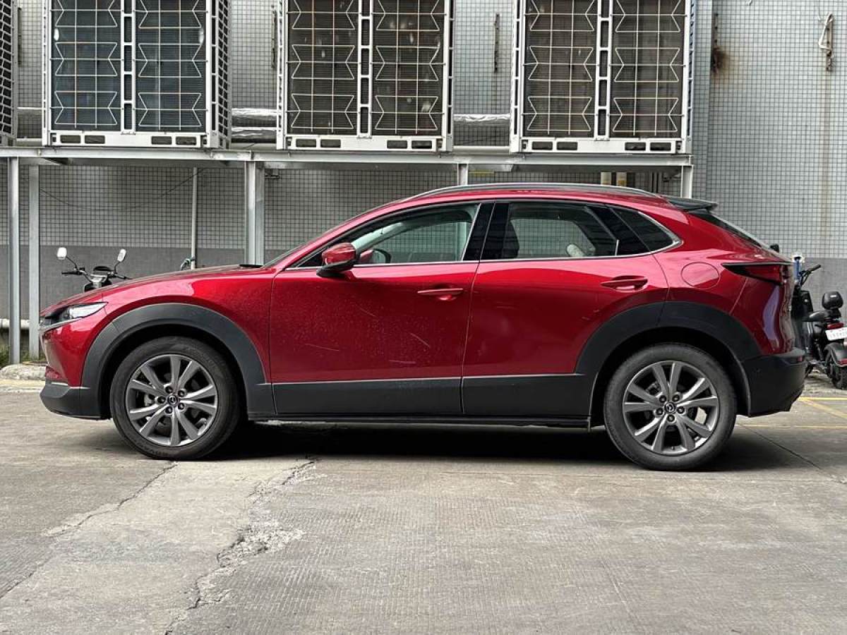 2021年12月马自达 CX-30  2021款 2.0L 自动尊悦型