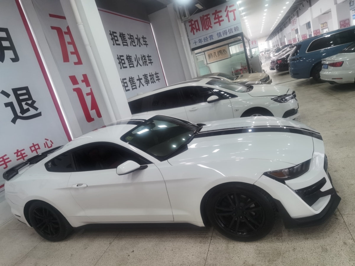 福特 Mustang  2016款 2.3T 運(yùn)動(dòng)版圖片