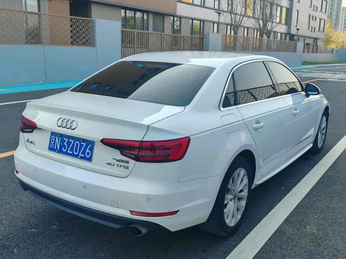 奧迪 奧迪A4L  2017款 40 TFSI 進(jìn)取型圖片