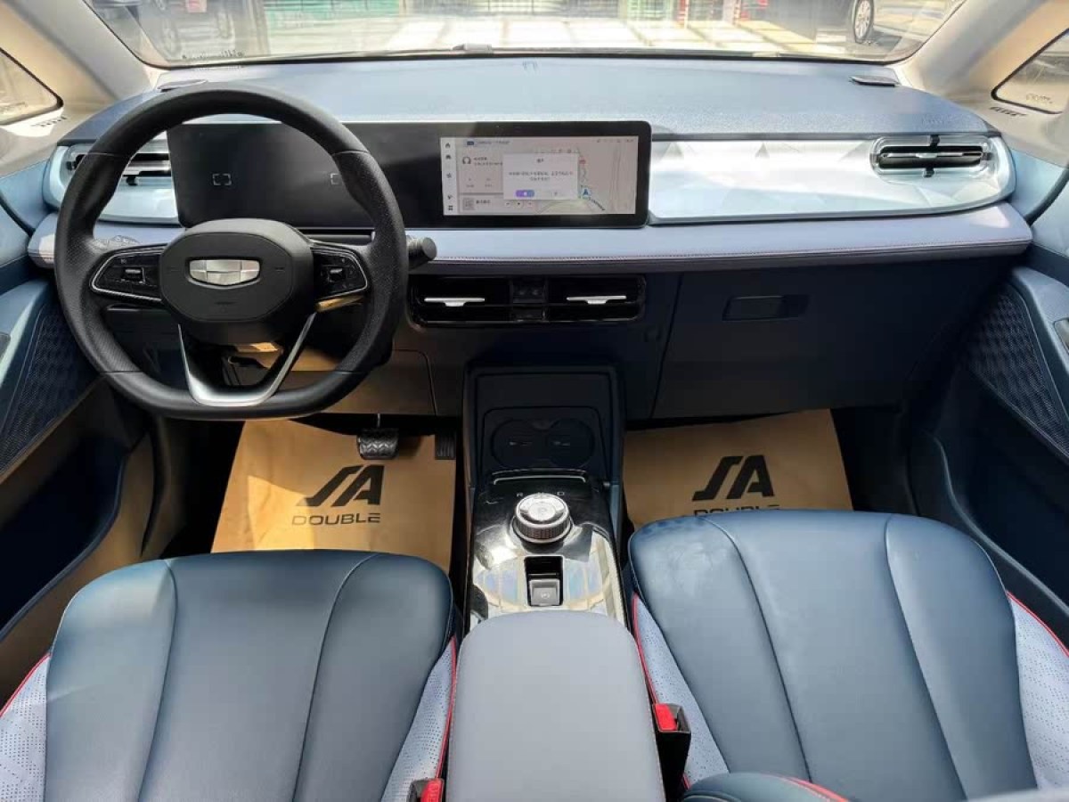 幾何 幾何E  2022款 320KM 乖巧虎 4座圖片