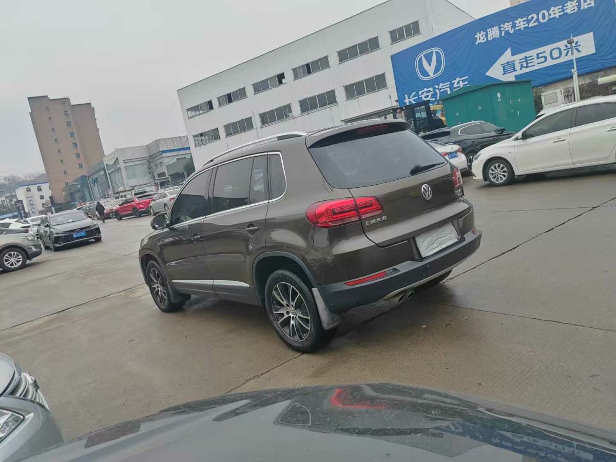 大眾 途觀  2016款 300TSI 自動(dòng)兩驅(qū)豪華版圖片