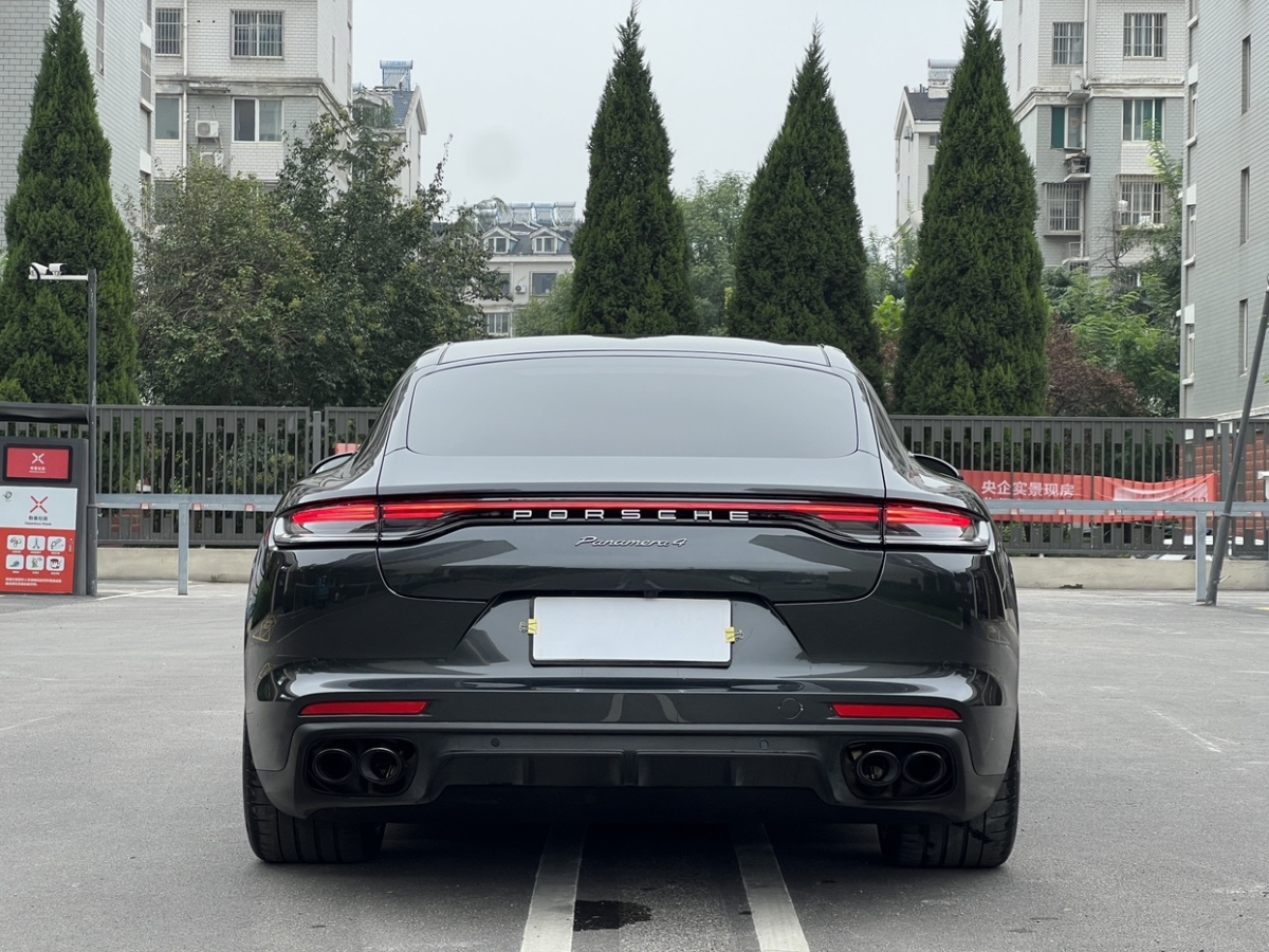 保時(shí)捷 Panamera  2023款 改款 Panamera 行政加長鉑金版 2.9T圖片