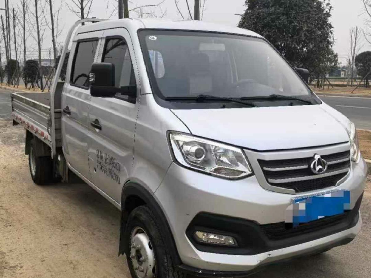 長(zhǎng)安跨越 跨越王X1  2022款 1.2L舒適型載貨汽車(chē)單排雙后輪2990軸距3.05米LJ469Q-AEB圖片