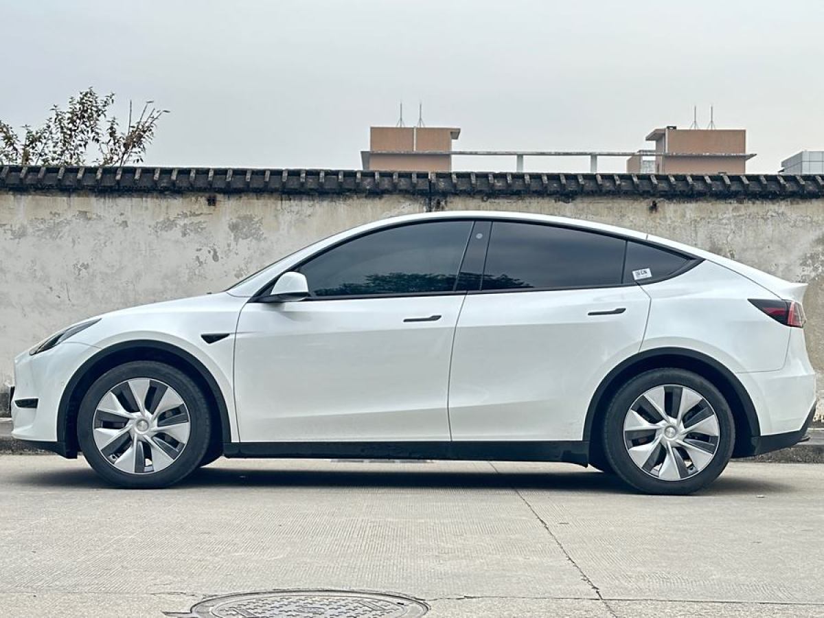 特斯拉 Model 3  2022款 后輪驅動版圖片