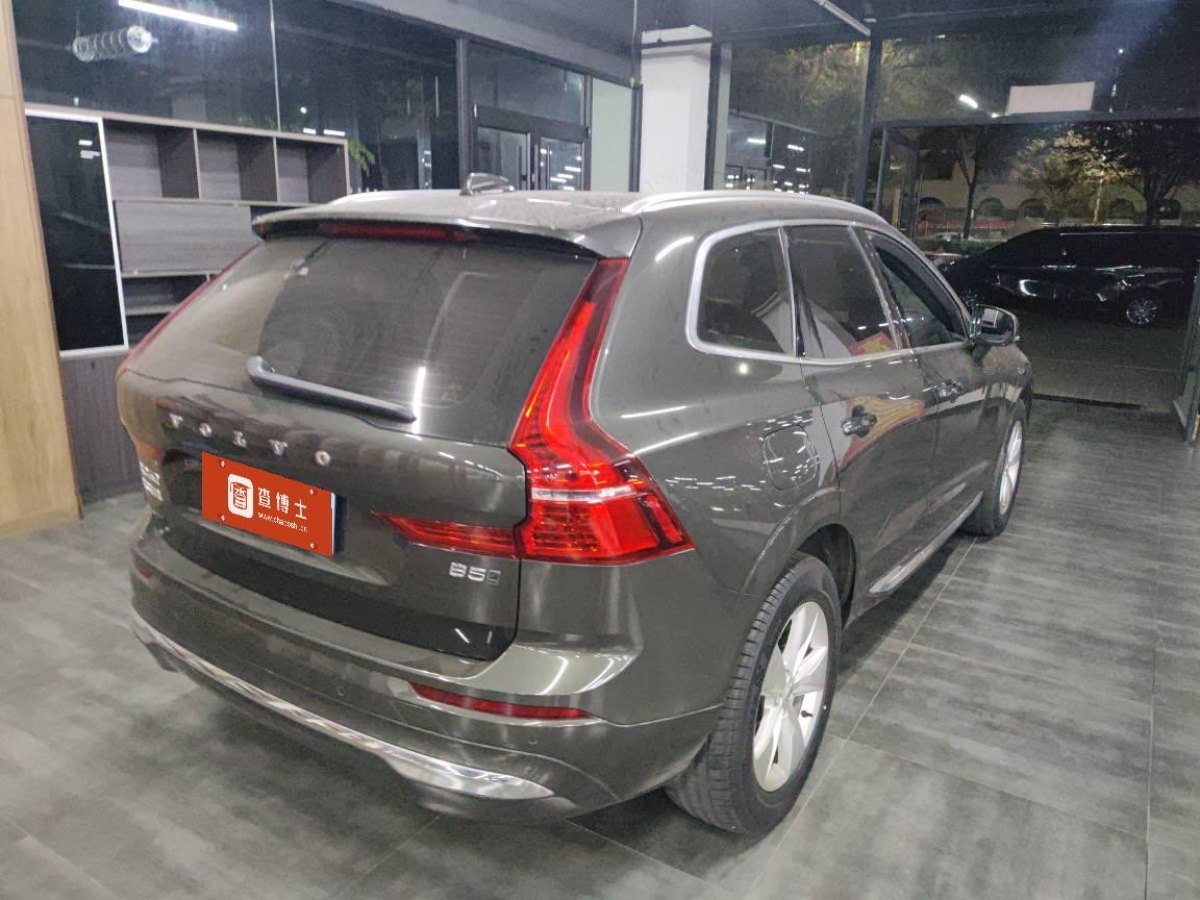 沃爾沃 XC60  2022款 B5 四驅(qū)智逸豪華版圖片