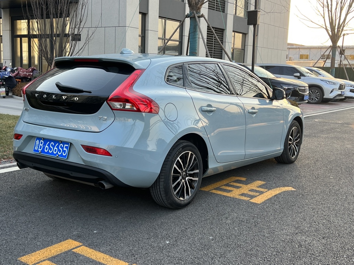 沃爾沃 V40  2018款 T3 智雅版圖片