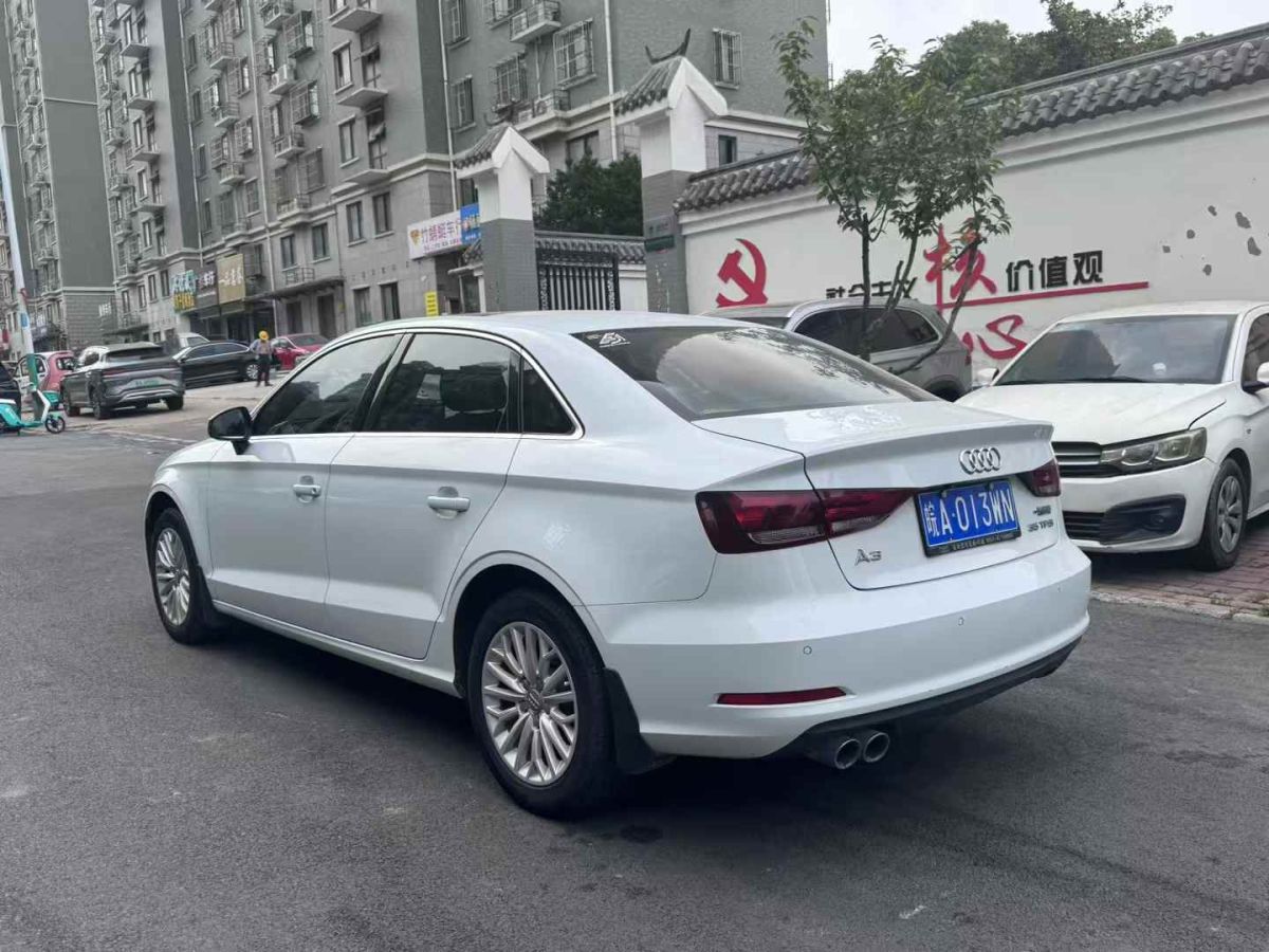 奧迪 奧迪A3  2015款 A3 1.4TFSI 35TFSI 百萬紀(jì)念智領(lǐng)型圖片