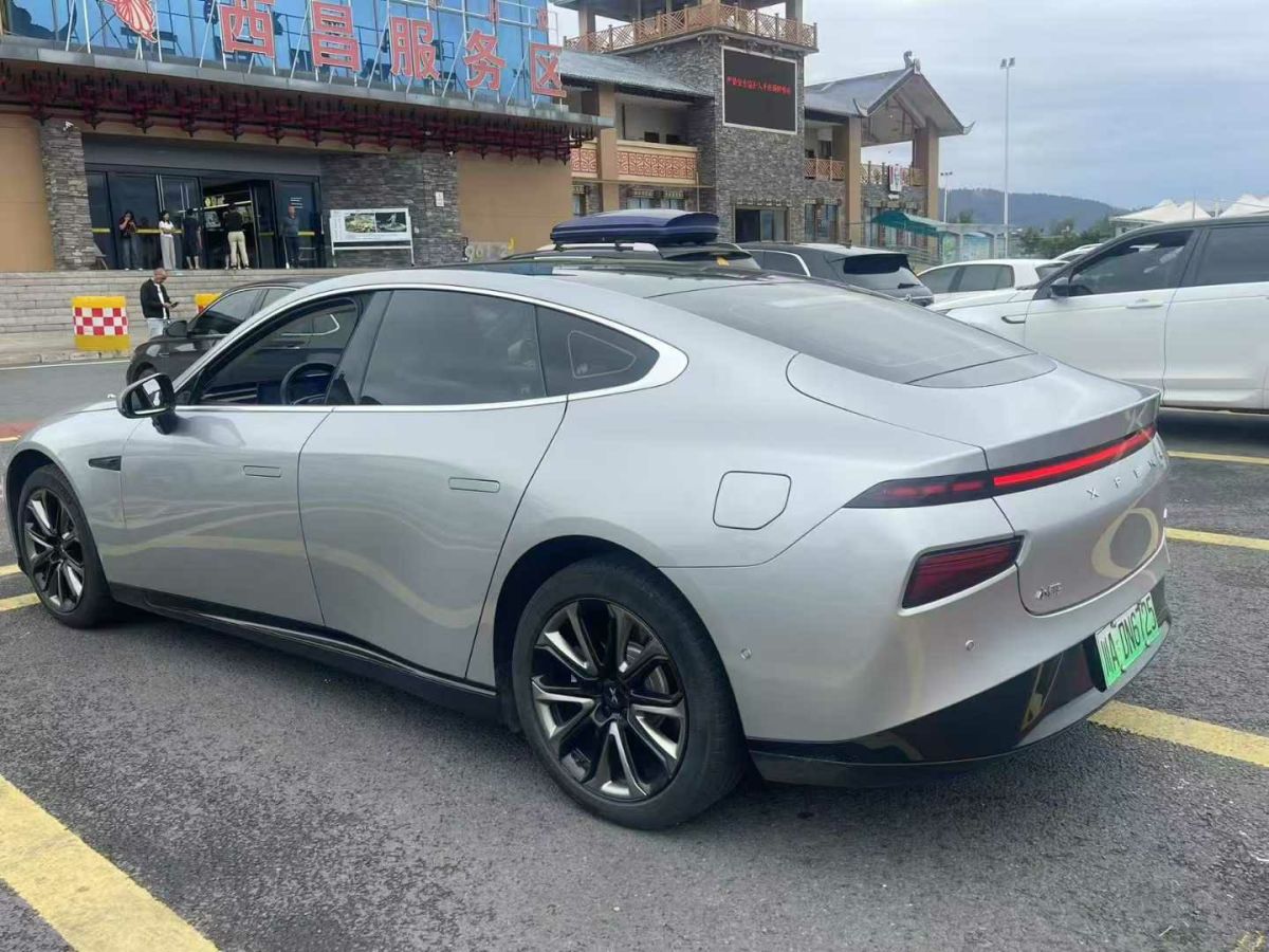 小鵬 P7  2021款 四驅(qū)高性能鵬翼版圖片