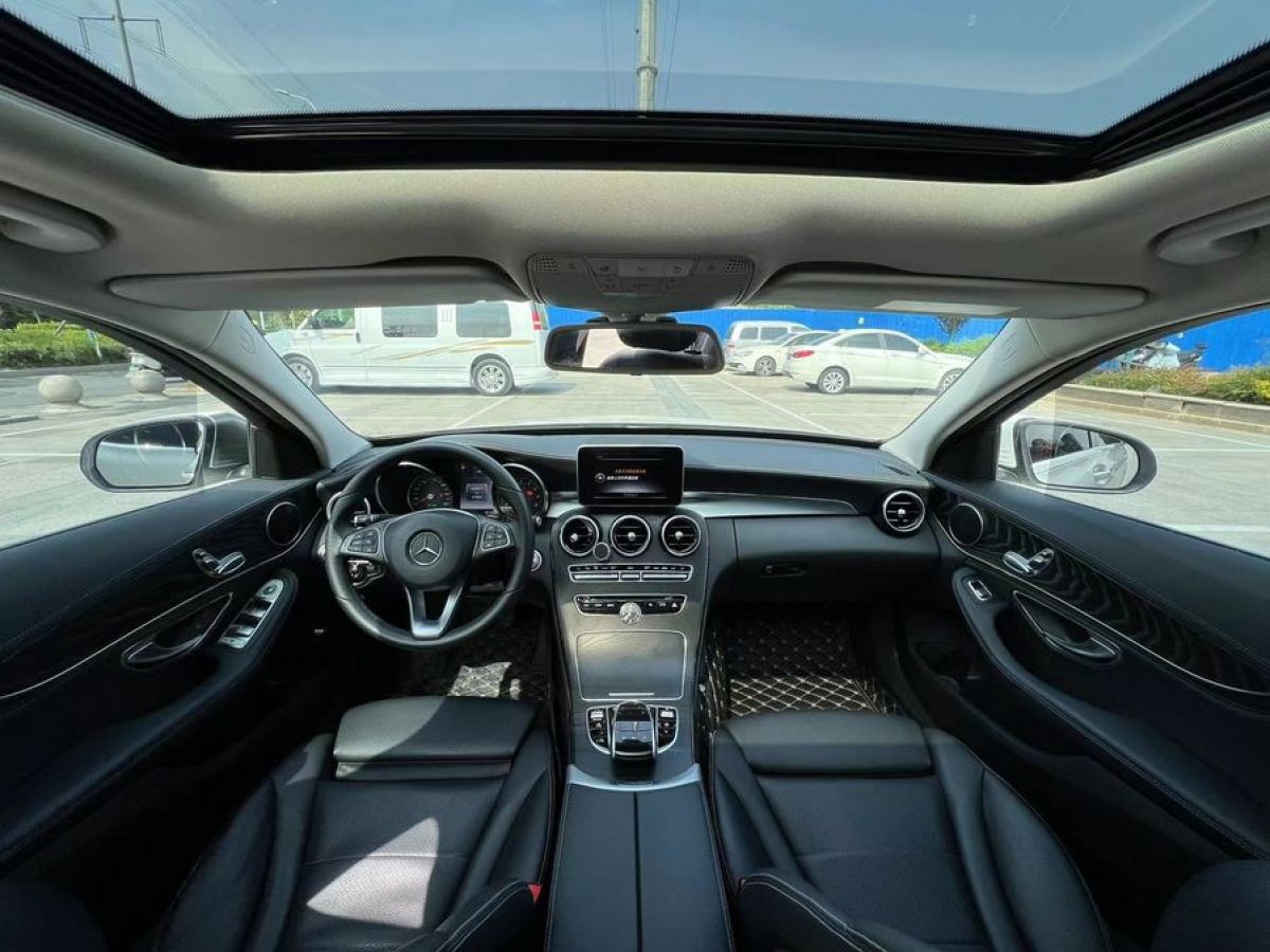 奔驰 奔驰C级  2017款 改款 C 180 L 时尚型运动版图片