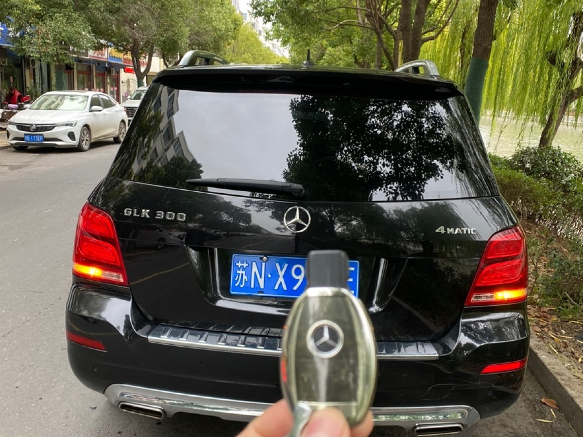 奔馳 奔馳GLK級(jí)  2013款 GLK 300 4MATIC 豪華型圖片