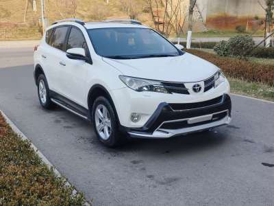 2014年3月 豐田 RAV4榮放 2.5L 自動四驅(qū)豪華版圖片