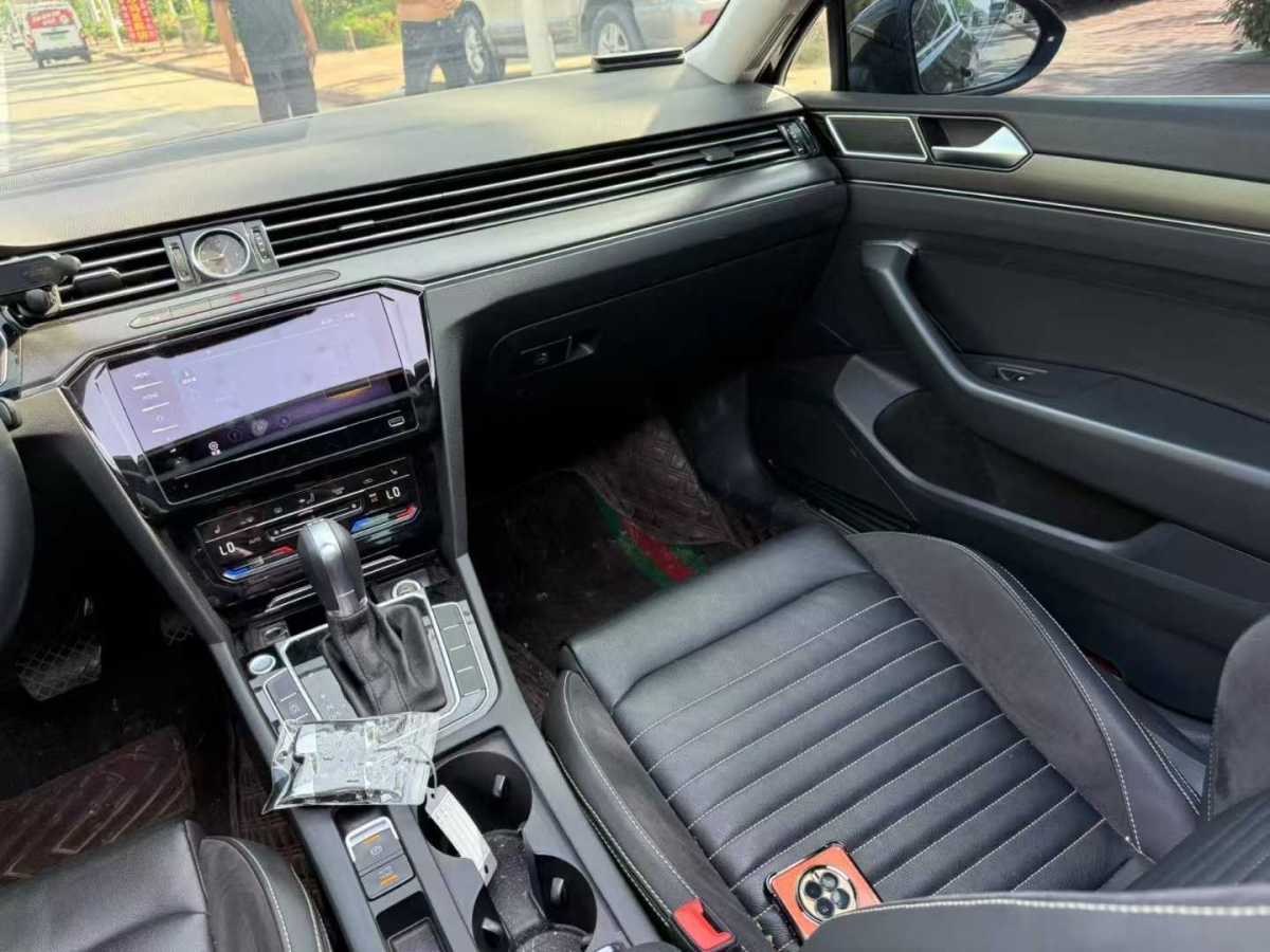 大眾 邁騰  2019款  330TSI DSG 領(lǐng)先型 國VI圖片