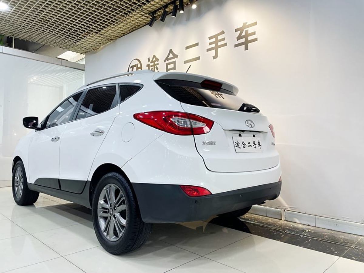 現(xiàn)代 ix35  2015款 2.0L 自動兩驅(qū)智能型 國IV圖片