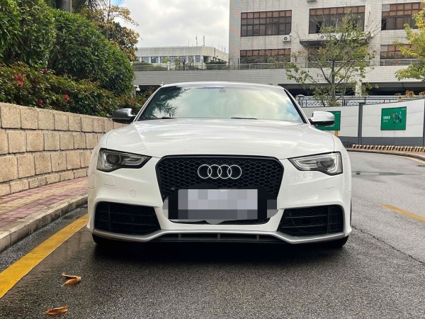 奥迪 奥迪S5  2012款 S5 3.0T Sportback