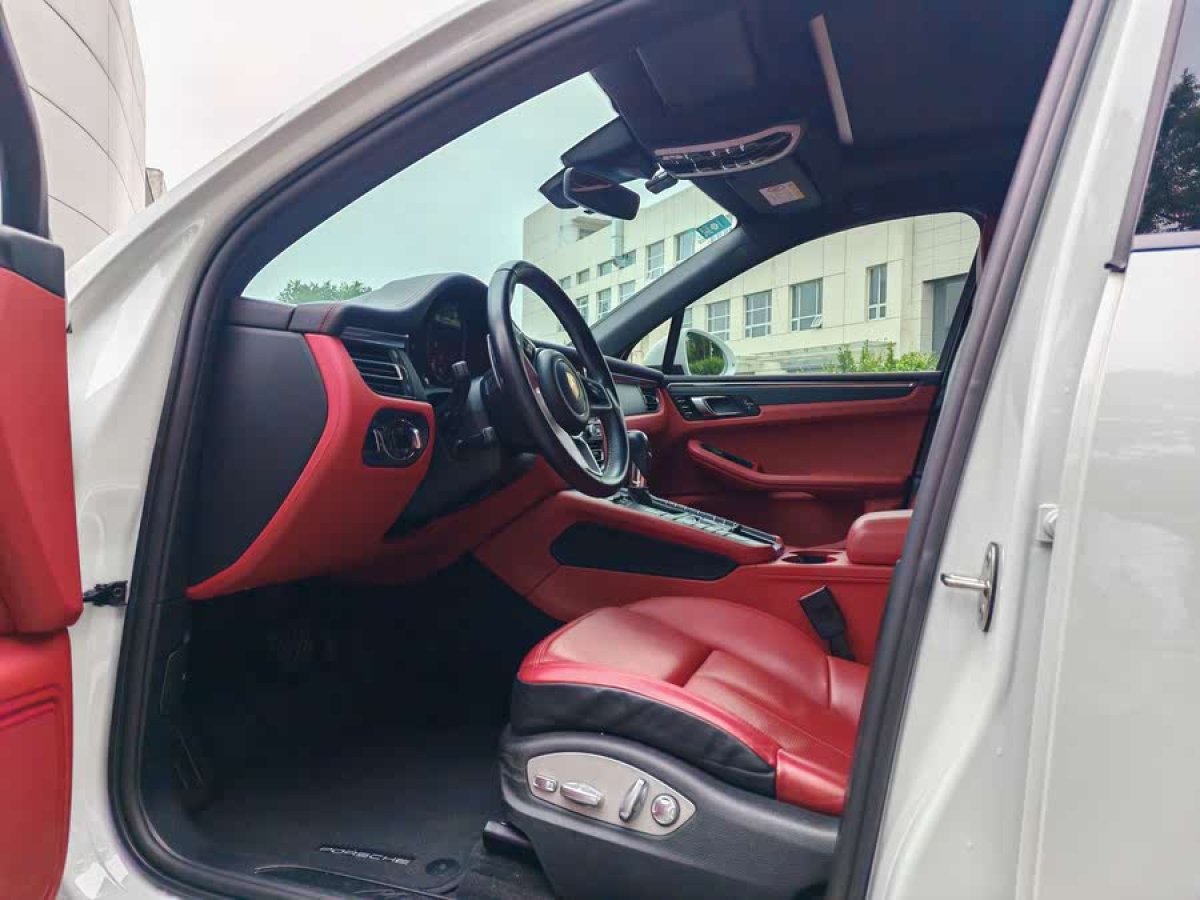 保時(shí)捷 Macan  2020款 Macan 2.0T圖片
