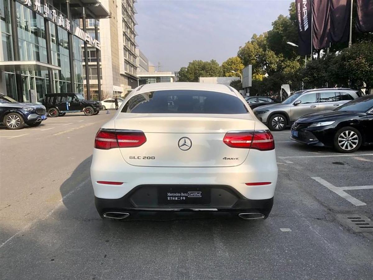 奔馳 奔馳GLC  2022款 改款 GLC 300 4MATIC 轎跑SUV圖片