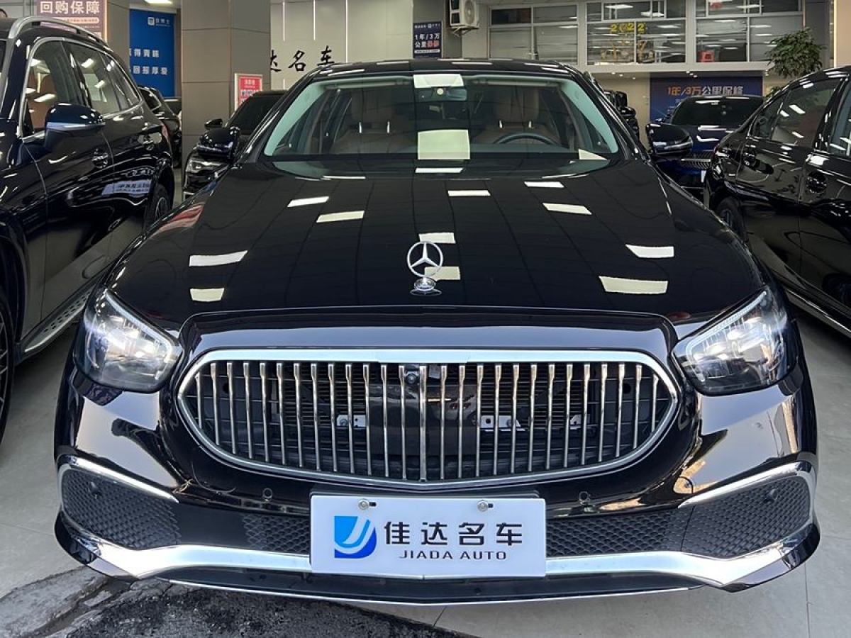 奔馳 奔馳E級(jí)  2023款 改款 E 300 L 豪華型圖片