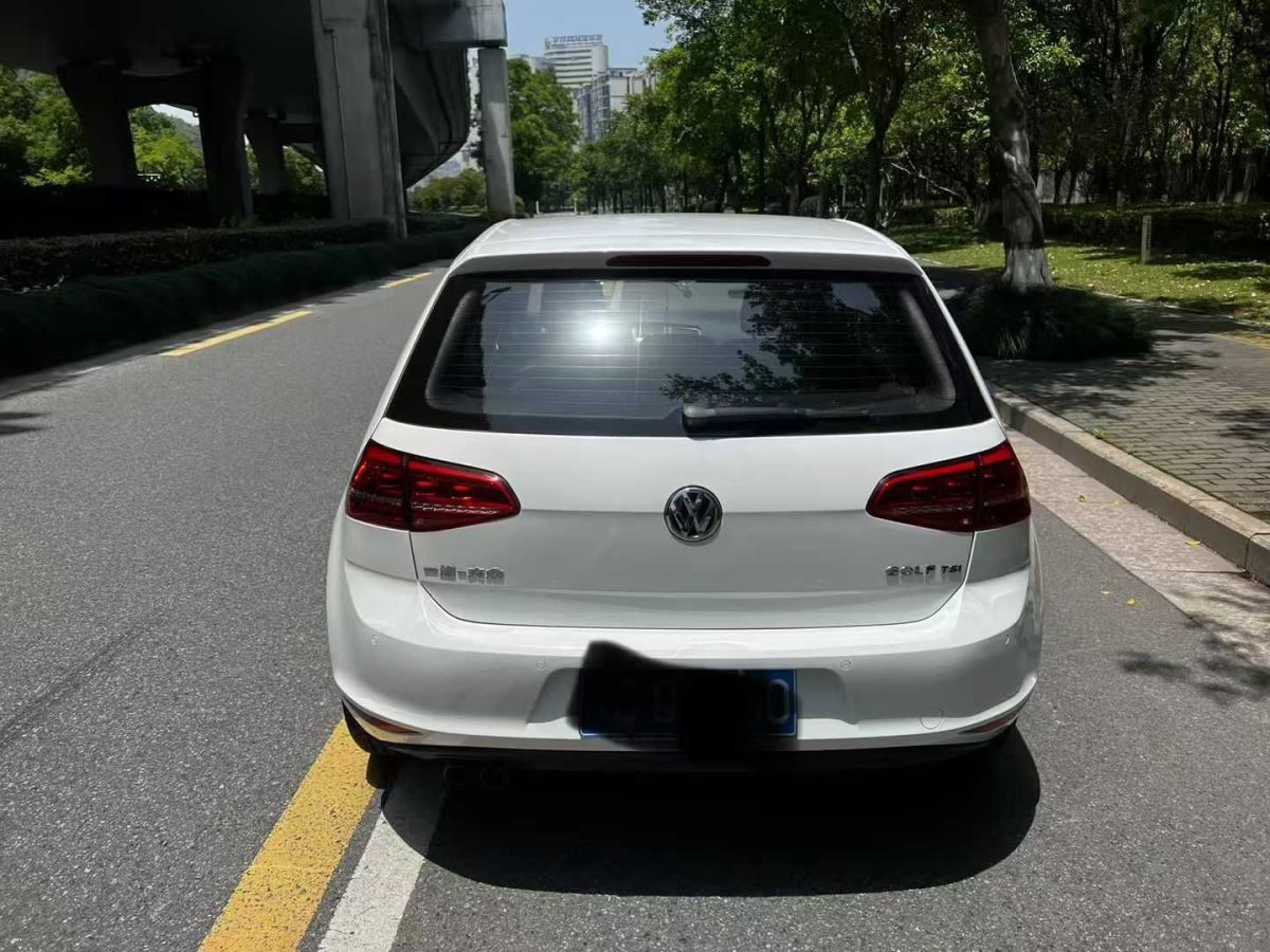 東風(fēng)風(fēng)神 A30  2016款 1.5L 手動實(shí)尚型圖片