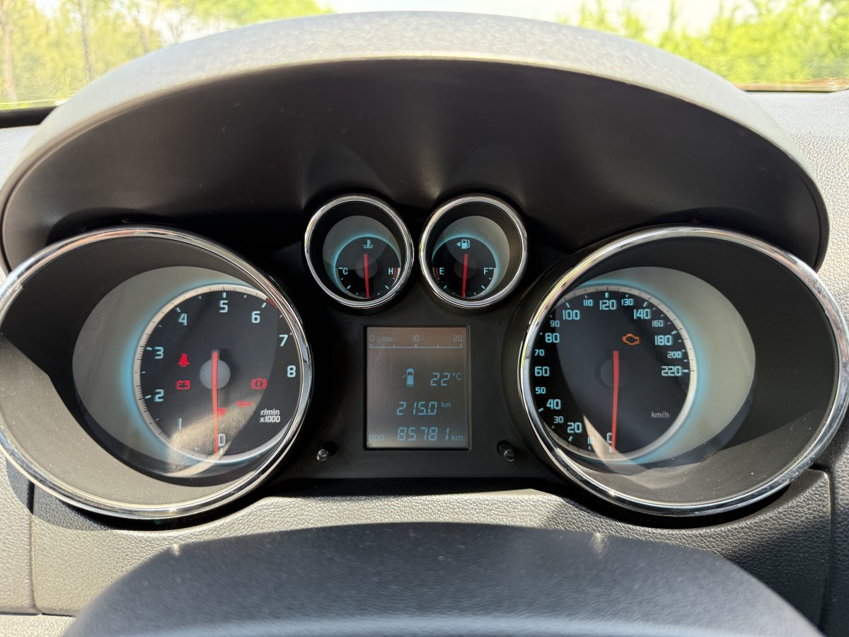 長安 CS35  2015款 1.6L 手動(dòng)豪華型 國IV圖片