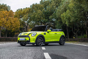 MINI MINI 改款 2.0T COOPER S CABRIO Sidewalk