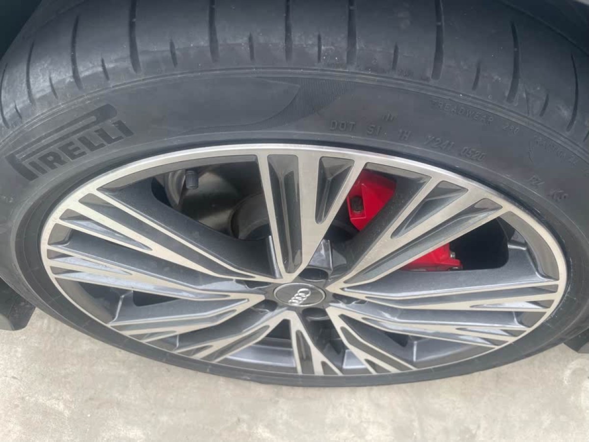 奧迪 奧迪A6L  2019款 40 TFSI 豪華動(dòng)感型圖片