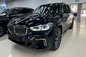 宝马X5 宝马 改款 xDrive 30Li 尊享型M运动套装