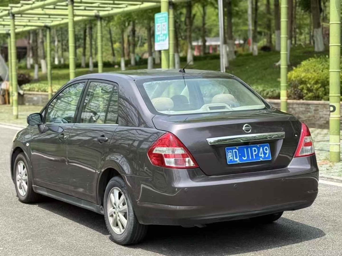 日產(chǎn) 頤達(dá)  2009款 1.6L 自動科技版圖片