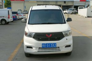 五菱宏光V 五菱 1.5L基本型L2B