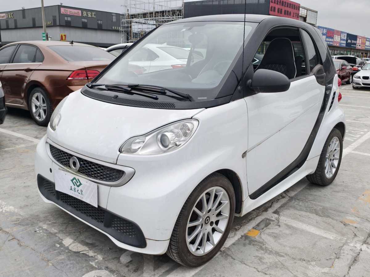 2013年3月smart fortwo  2012款 1.0 MHD 硬頂標準版