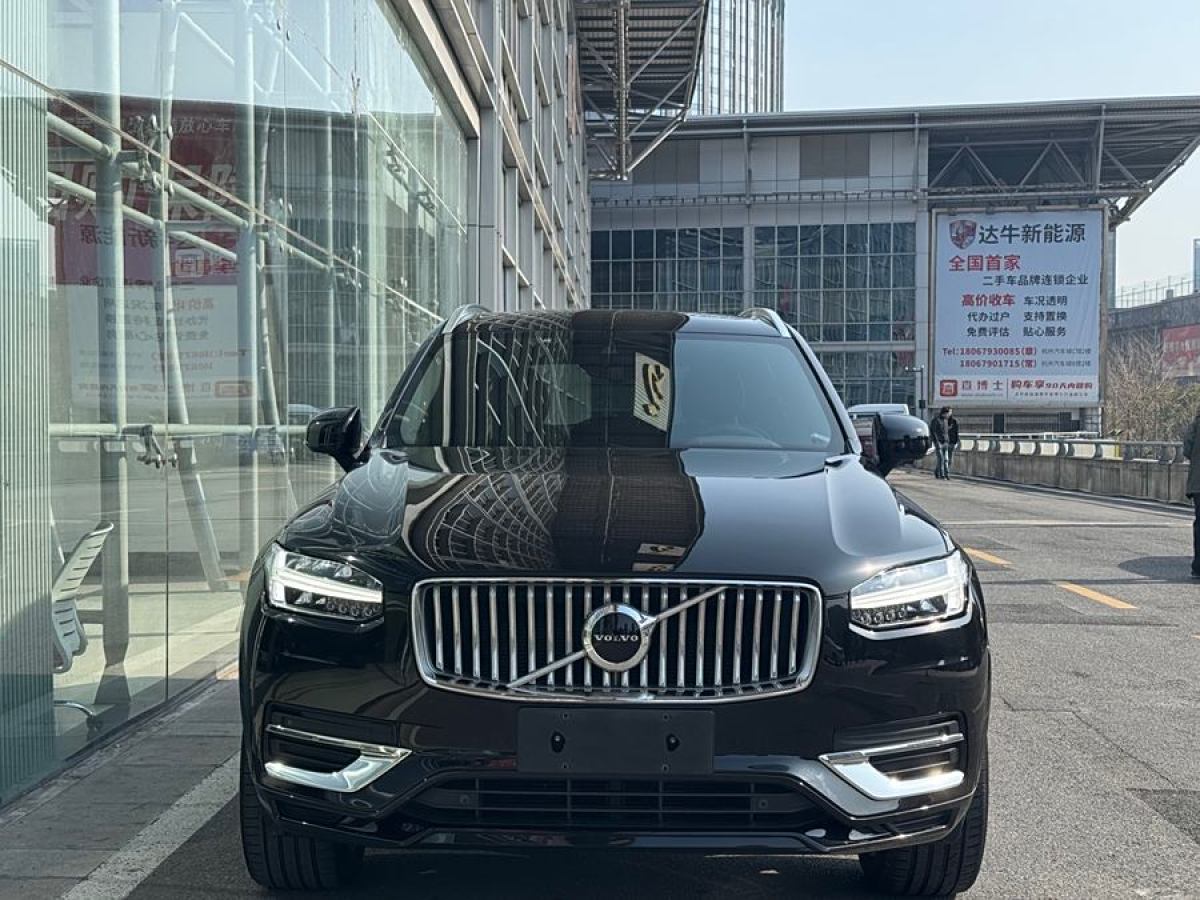 2022年3月沃爾沃 XC90  2022款 B6 智逸豪華版 7座