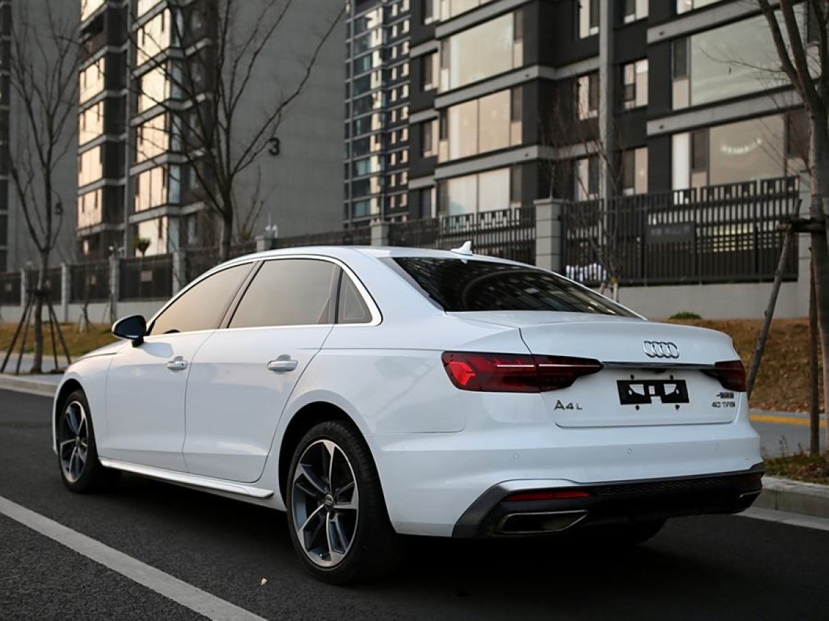 奧迪 奧迪A4L  2020款 40 TFSI 時(shí)尚致雅型圖片