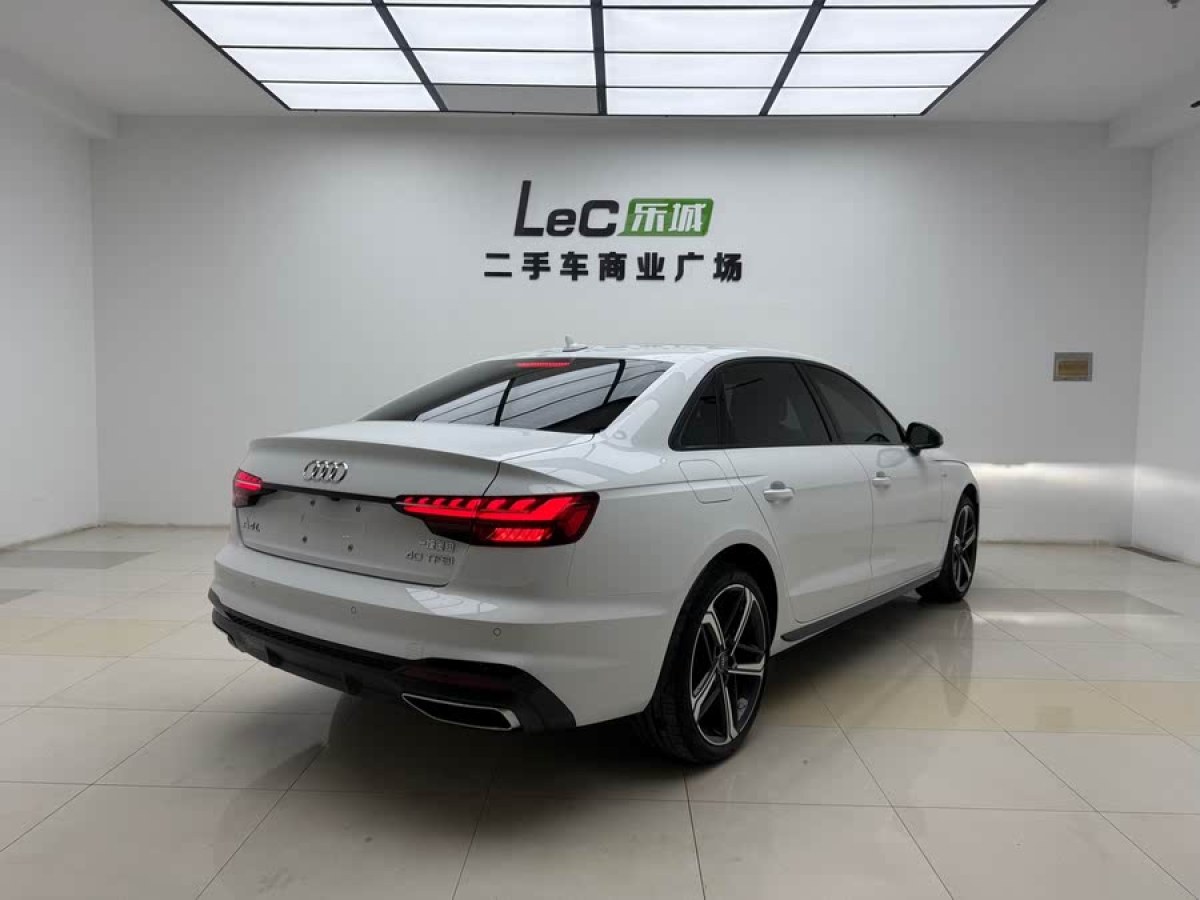 奧迪 奧迪A4L  2024款 40 TFSI 豪華動(dòng)感型圖片