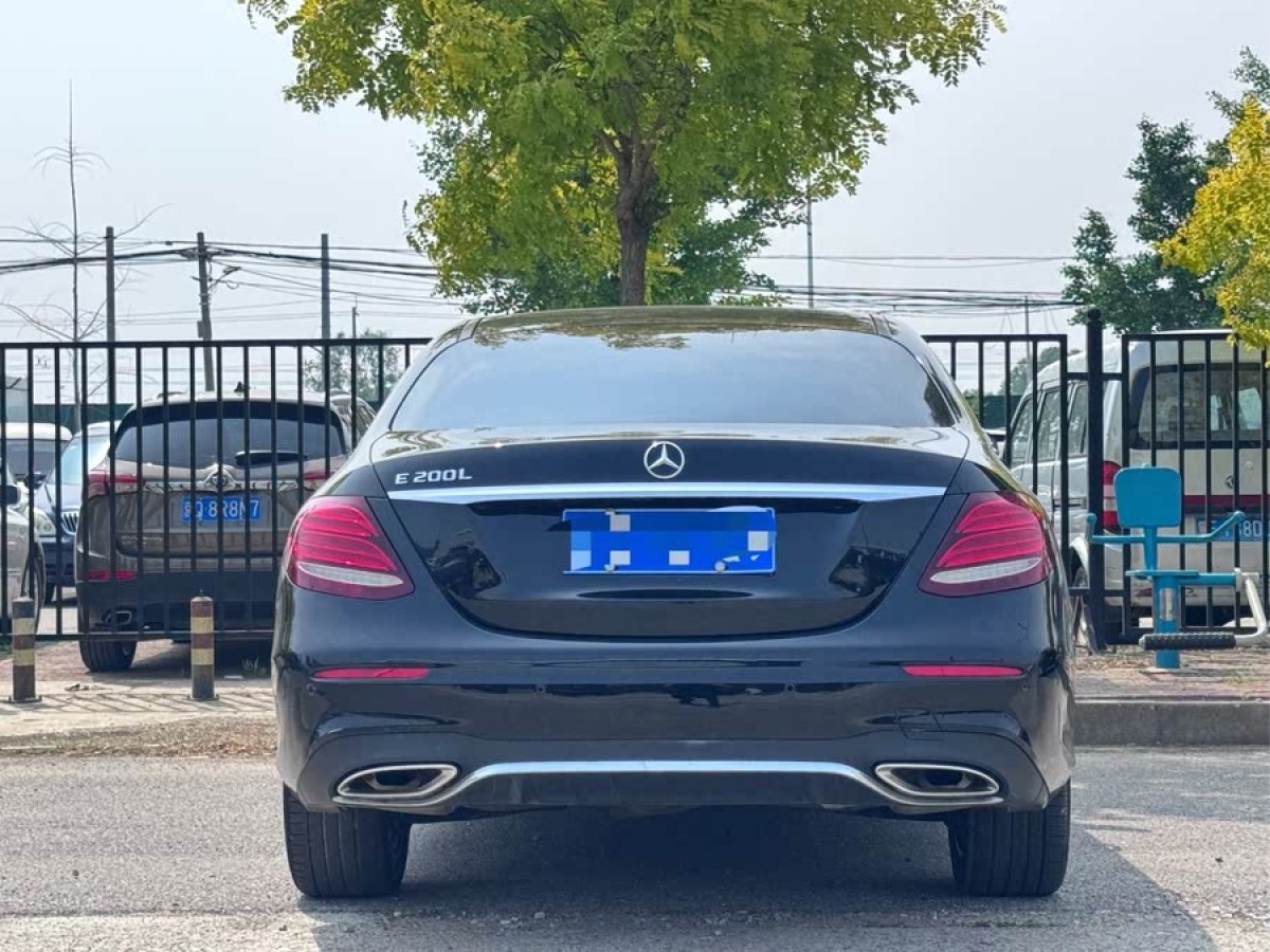 奔馳 奔馳E級  2018款 改款 E 200 L 運動型圖片