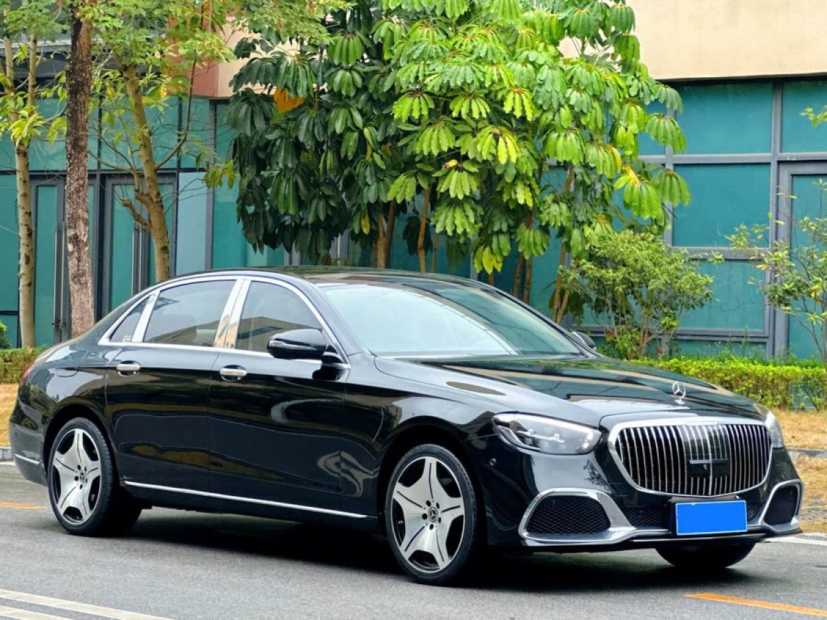 奔馳 奔馳E級  2022款 改款 E 300 L 運動時尚型圖片