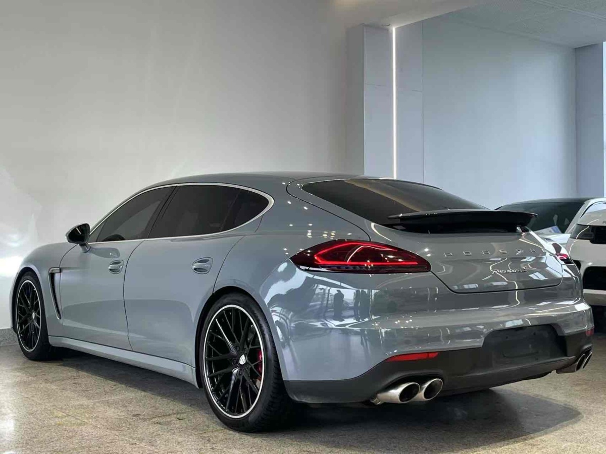 保時(shí)捷 Panamera  2014款 Panamera S Executive 3.0T圖片