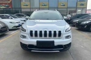 自由光 Jeep 2.4L 領(lǐng)先版