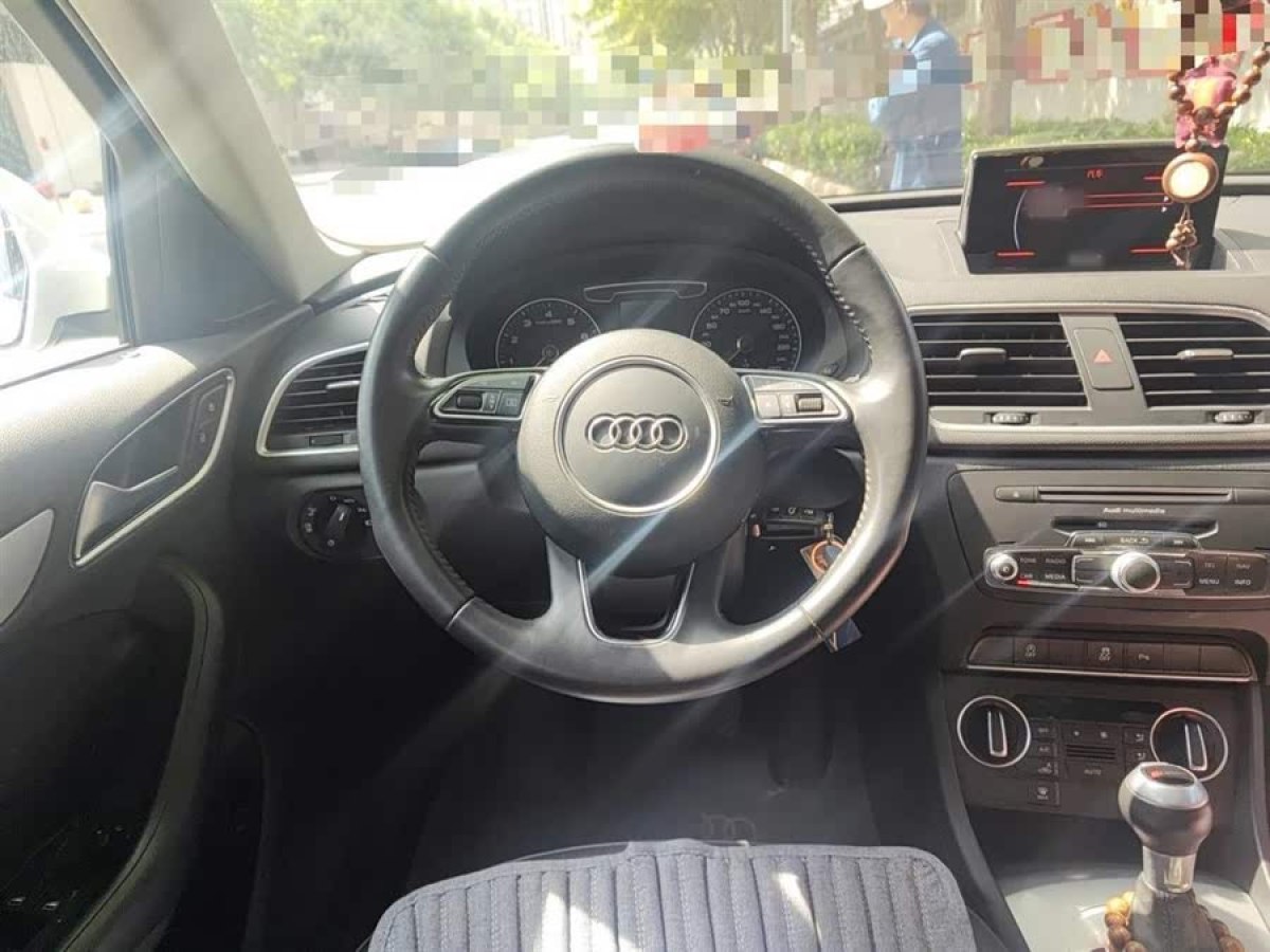 奧迪 奧迪Q3  2018款 30周年年型 30 TFSI 時尚型圖片
