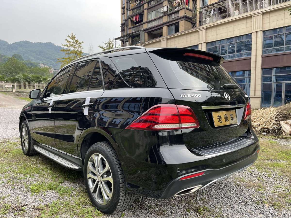 奔馳 奔馳GLE  2016款 GLE 320 4MATIC 豪華型圖片