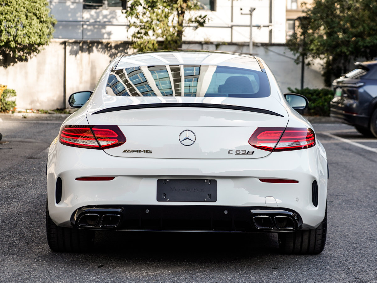 奔馳 奔馳C級(jí)AMG  2019款 AMG C 63 S 轎跑車圖片