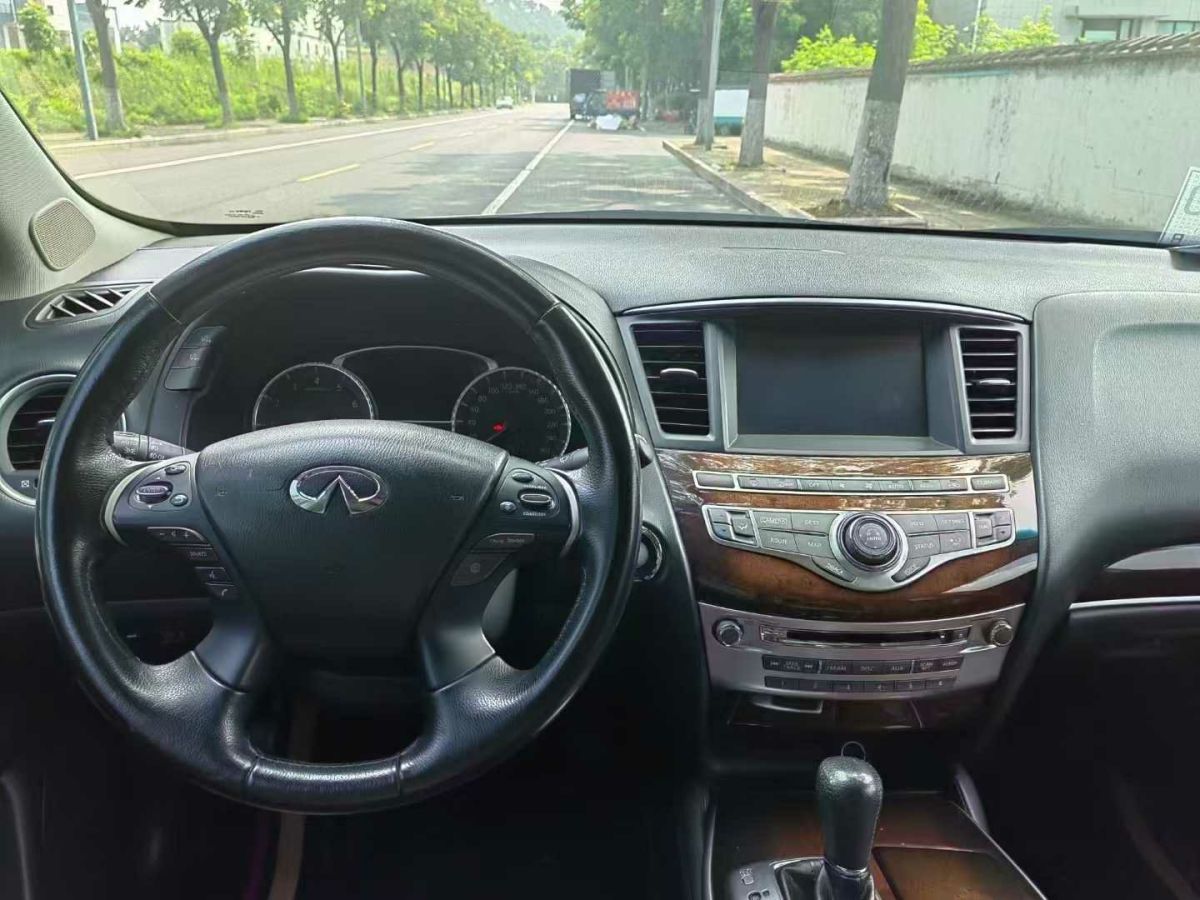 英菲尼迪 QX60  2014款 2.5T Hybrid 兩驅(qū)卓越版圖片