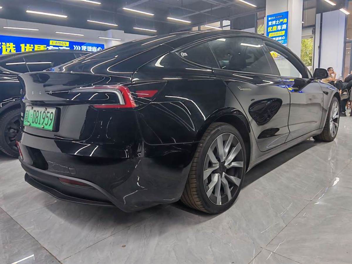 特斯拉 Model 3  2023款 后輪驅(qū)動(dòng)版圖片