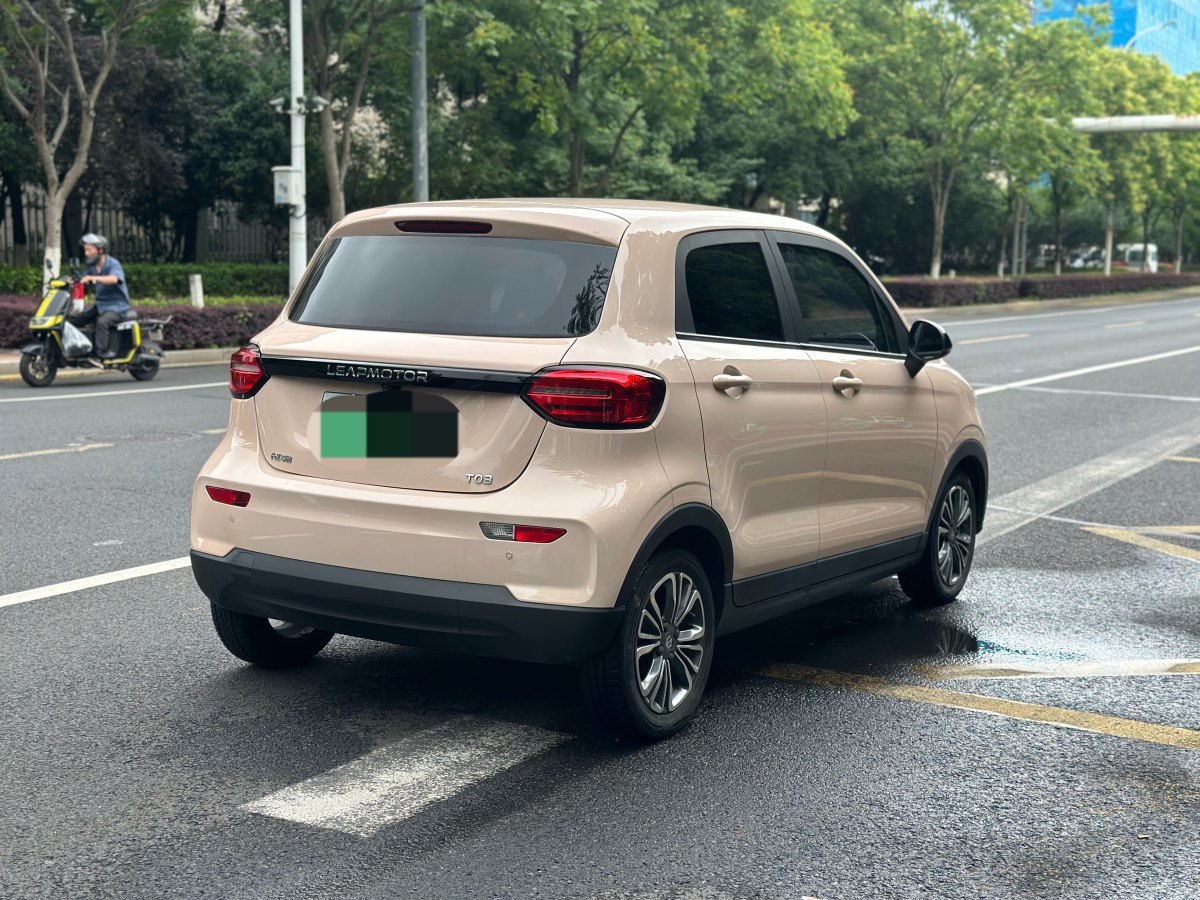 零跑 零跑T03  2021款 400微糖版圖片