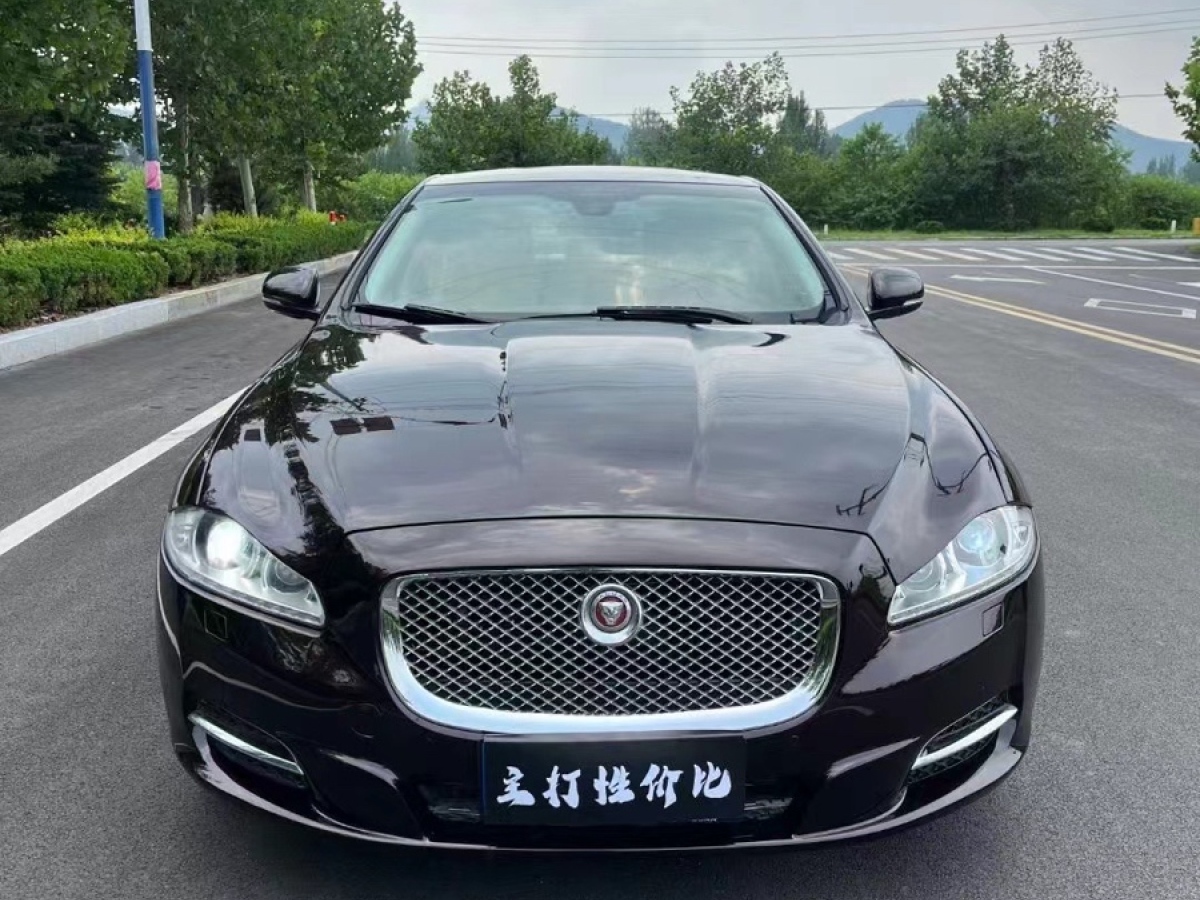 捷豹 XJ  2014款 XJL 2.0T 兩驅(qū)尊享商務(wù)版圖片