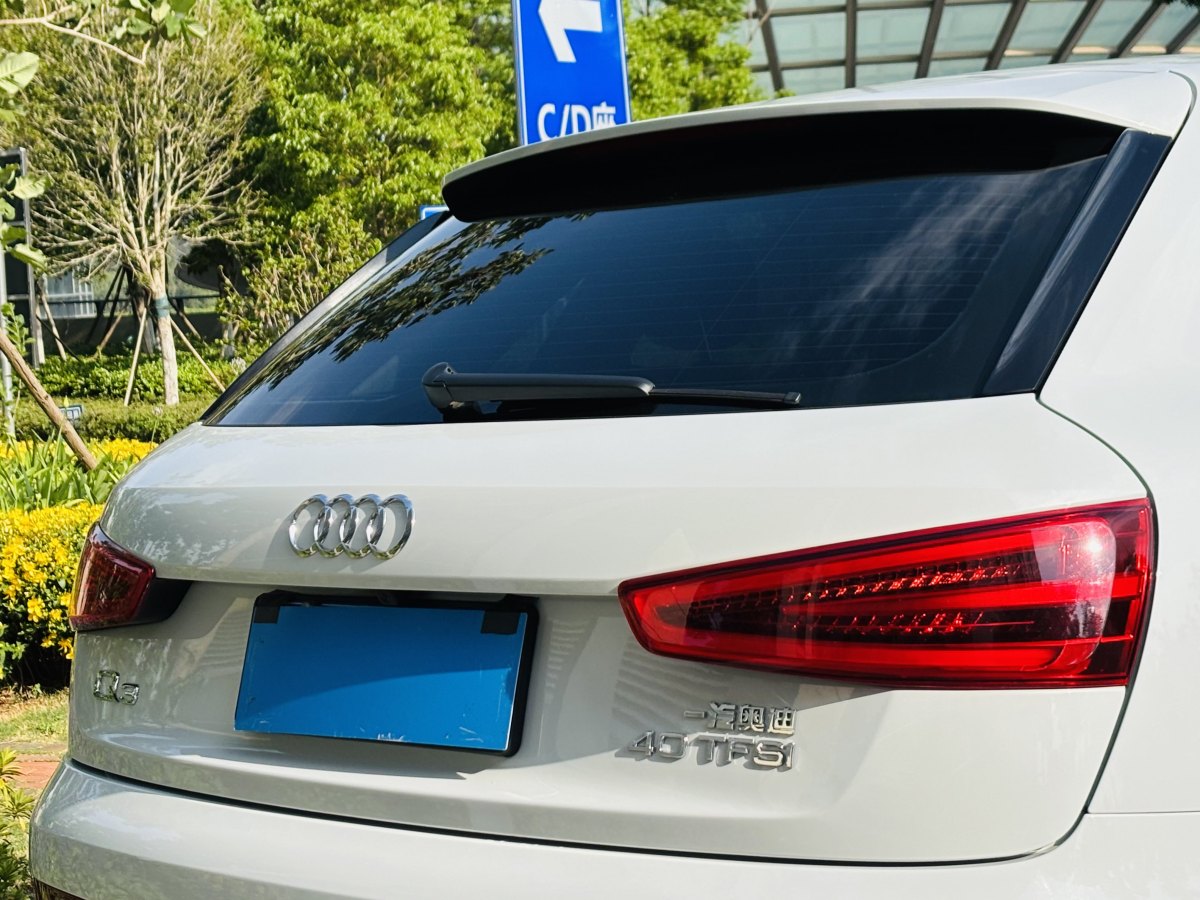 奧迪 奧迪Q3  2015款 30 TFSI 舒適型圖片