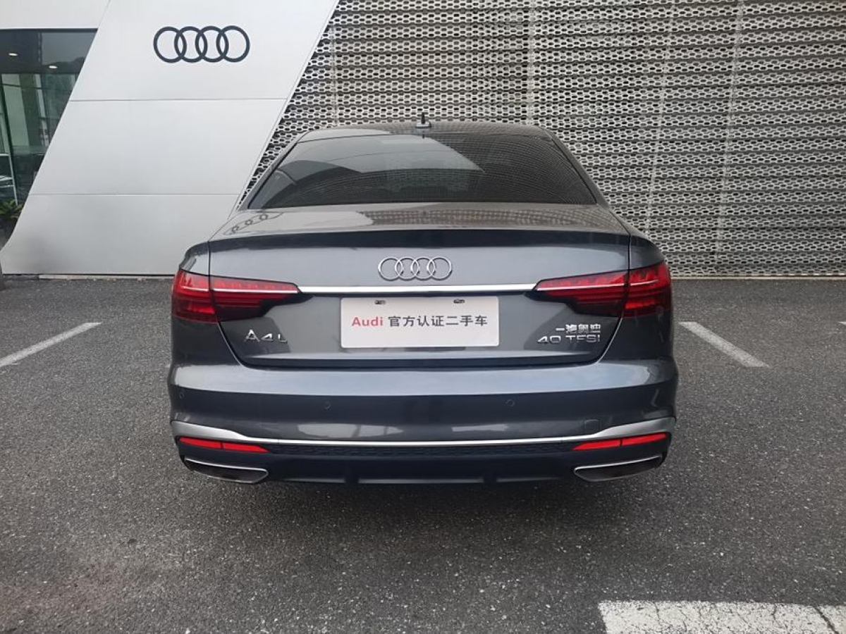 奧迪 奧迪A4L  2020款 40 TFSI 豪華動感型圖片