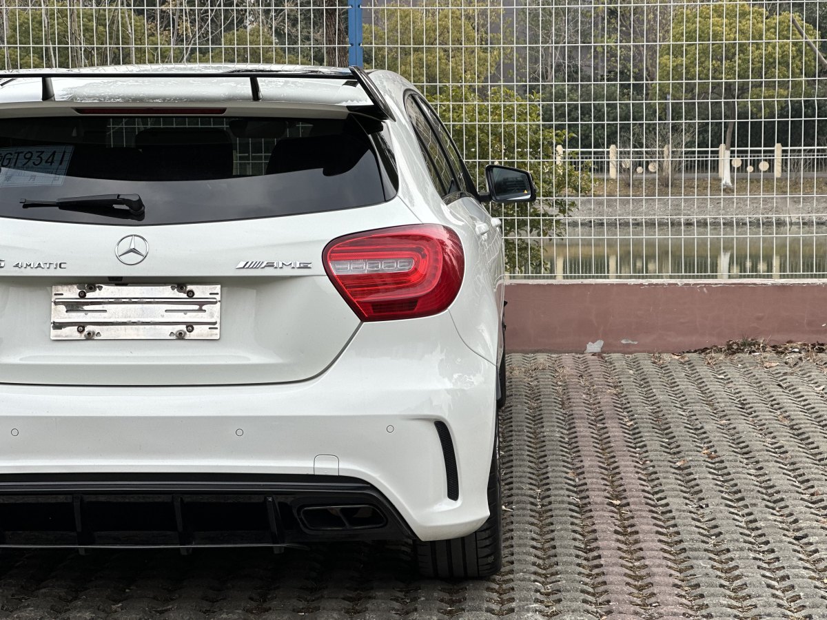 奔馳 奔馳A級(jí)AMG  2014款 AMG A 45 4MATIC圖片