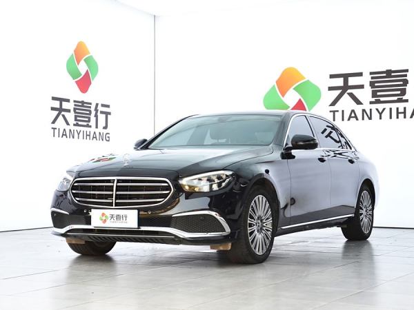 奔驰 奔驰E级  2022款 改款三 E 300 L 豪华型