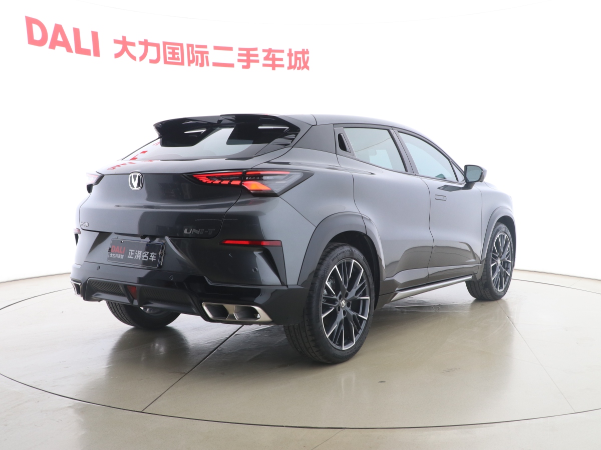 2023年8月長(zhǎng)安 UNI-T  2022款 1.5T 運(yùn)動(dòng)版 尊貴型